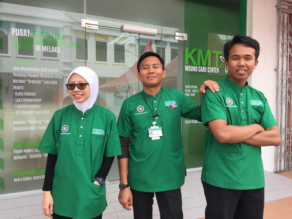 KMT WOUND CARE CENTER - Photo 4