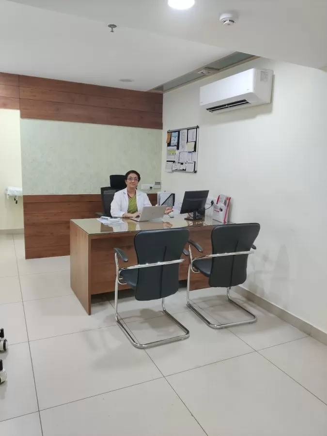 Dr Shikha Verma Mediskin Care & Cure - Best Skin Specialist | Dermatologist | Skin Doctor | Laser Clinic in Mohali - Photo 2