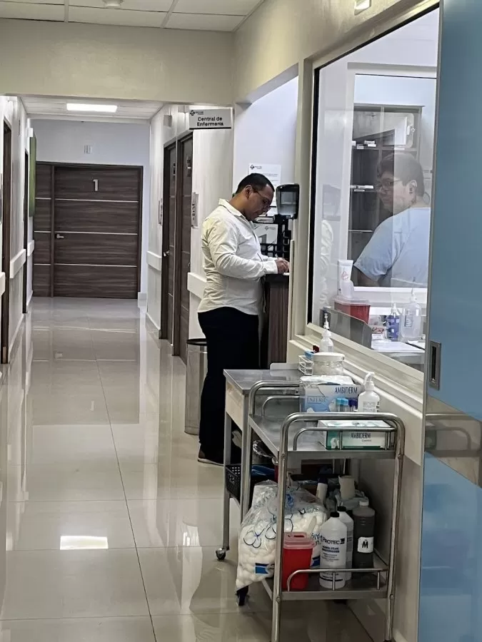 Red CAM Hospital - Photo 1