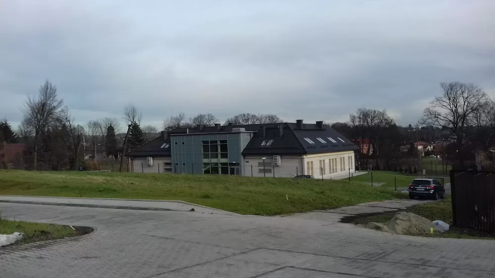 NZOZ Medical Center Health Centre Batowice - Photo 4