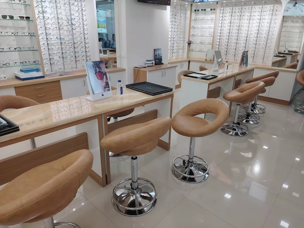 Vasan Eye Care Hospital - (Himayat Nagar, Hyderabad) - Photo 2