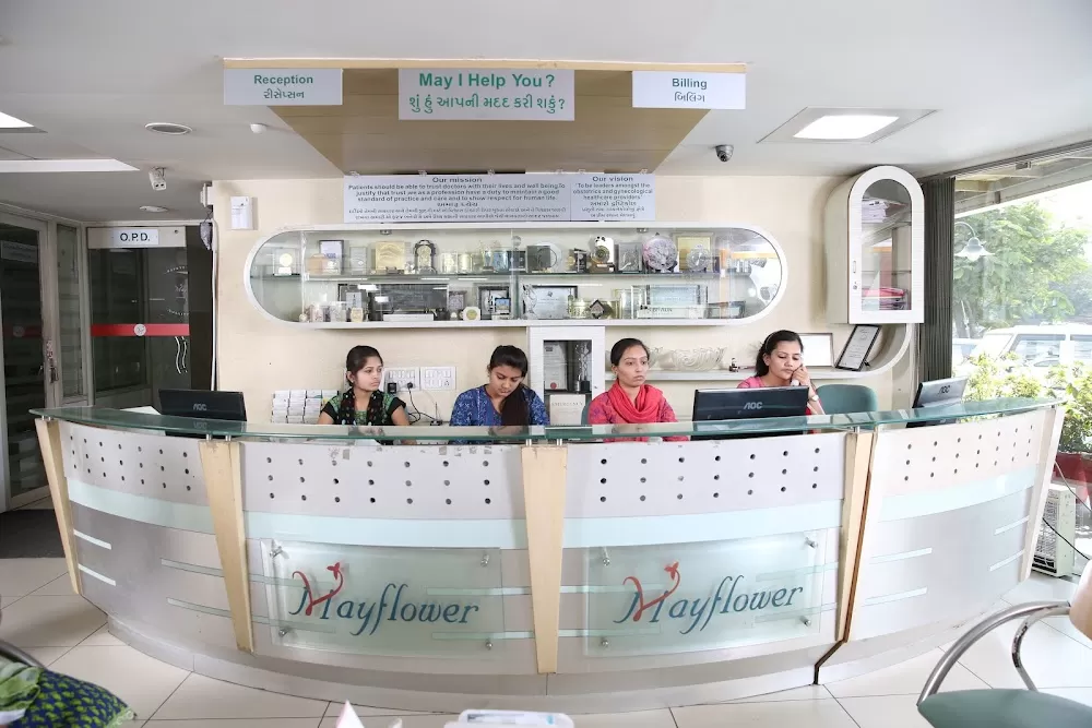 Mayflower Women's Hospital - Photo 6