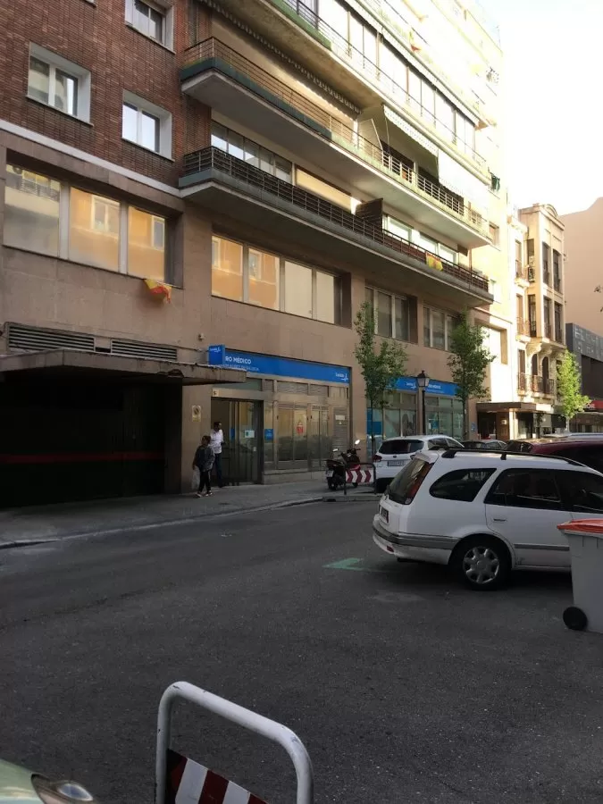 Centro Médico Sanitas Núñez de Balboa - Photo 5