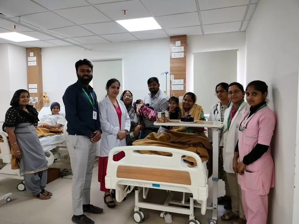 SilverStreak Multispeciality Hospital - Photo 6