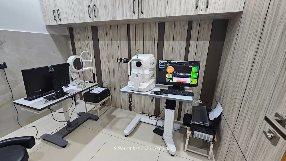 Eyeconic eye care centre-Best Eye Doctor/Eye Doctor/Retina Specialist/Best eye Clinic Ludhiana - Photo 3