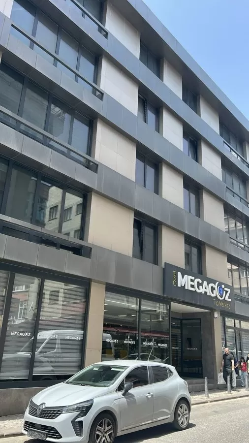 MegaGöz Cerrahi Tıp Merkezi - Photo 7