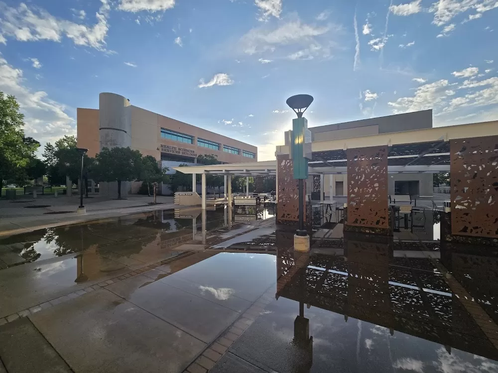 UNM Hospital - Photo 5