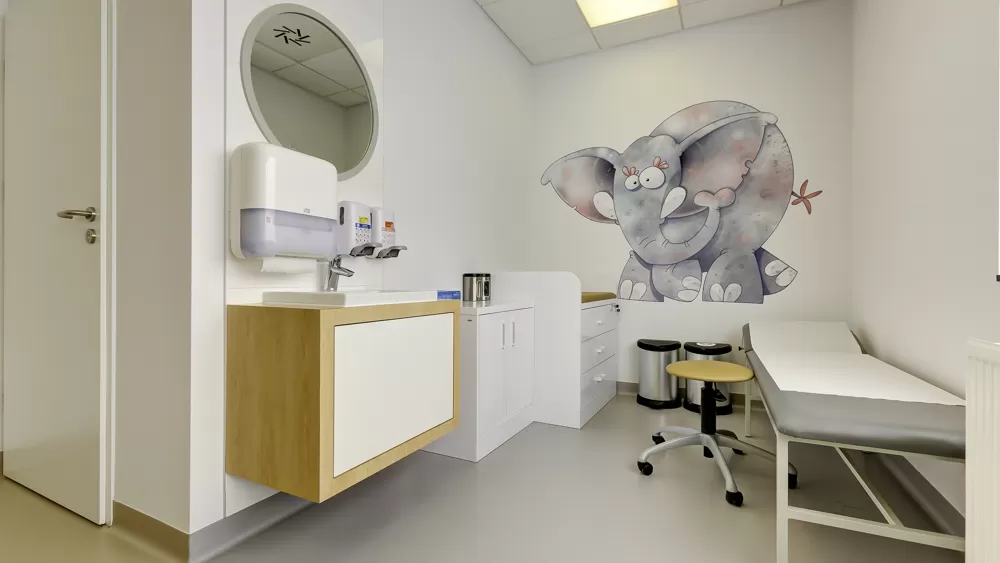 enel-med oddział Galeria Północna Warszawa - Photo 2
