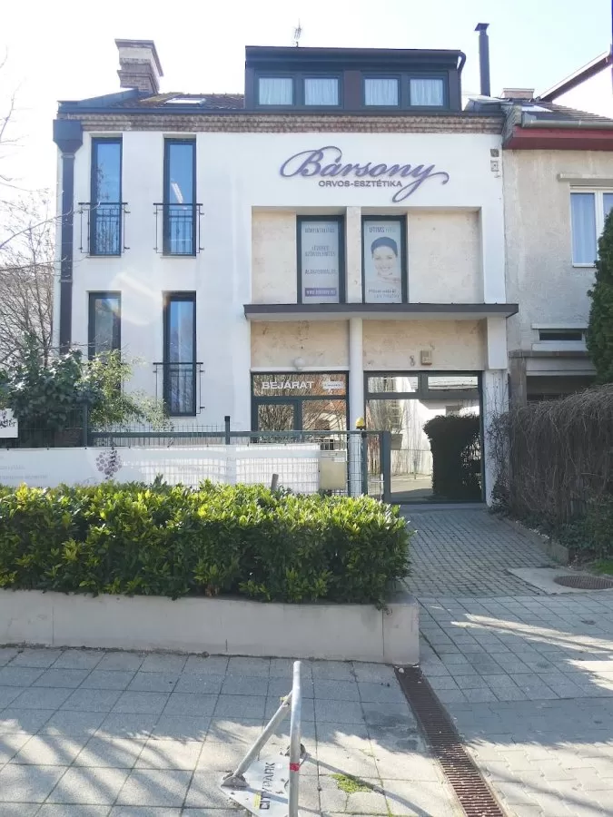 Bársony Orvos-Esztétika - Photo 2
