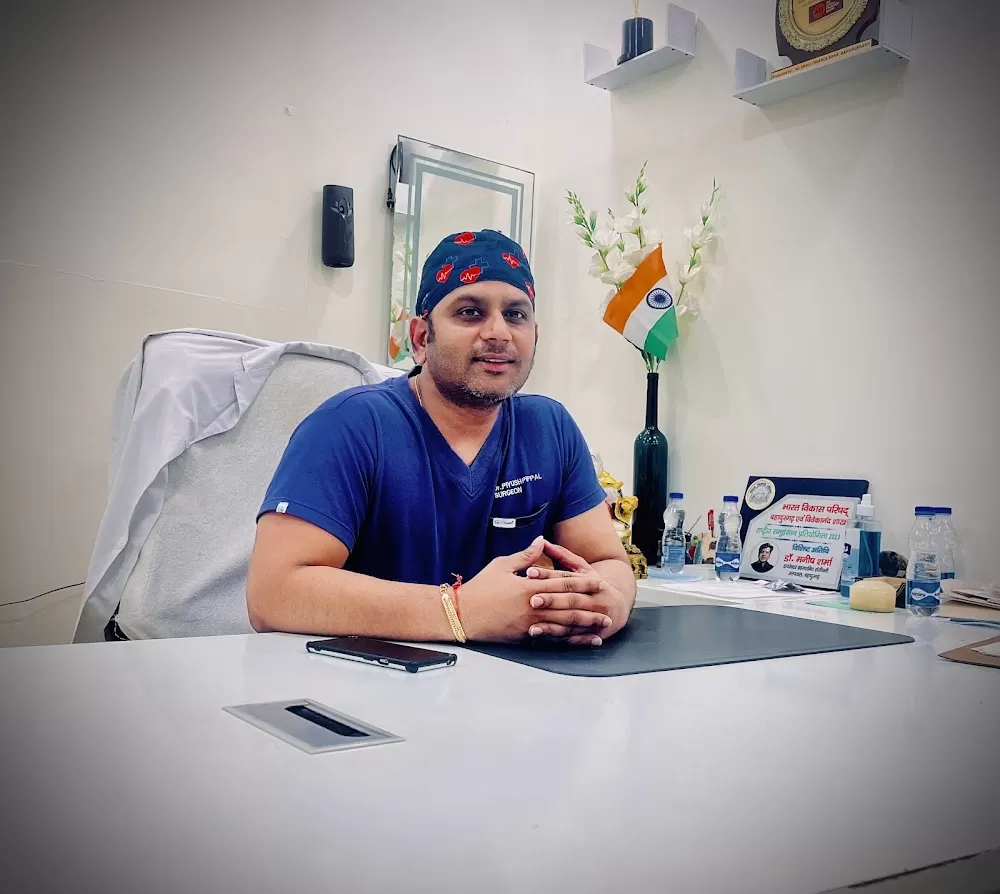 Dr. Piyush Pippa (MS, FMAS FIAGES, FAIS, FALS) - Best Gastrointestinal / Laproscopic Surgeon in Paschim Vihar - Photo 5