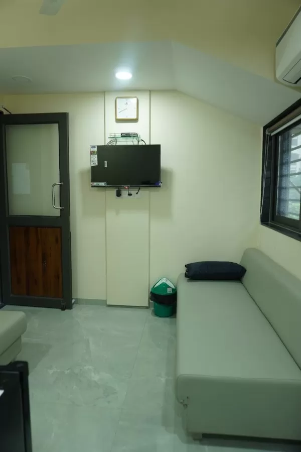 VMS hospital - Multispeciality hospital - 24by7 emergency - trauma - orthopedic surgery - in paldi - Photo 4