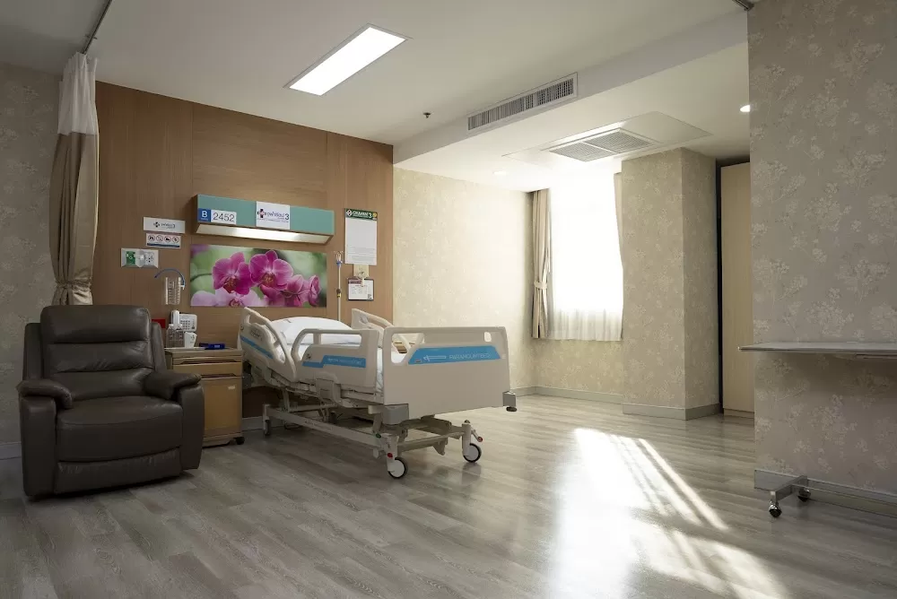 Chularat 3 International Hospital - Photo 8