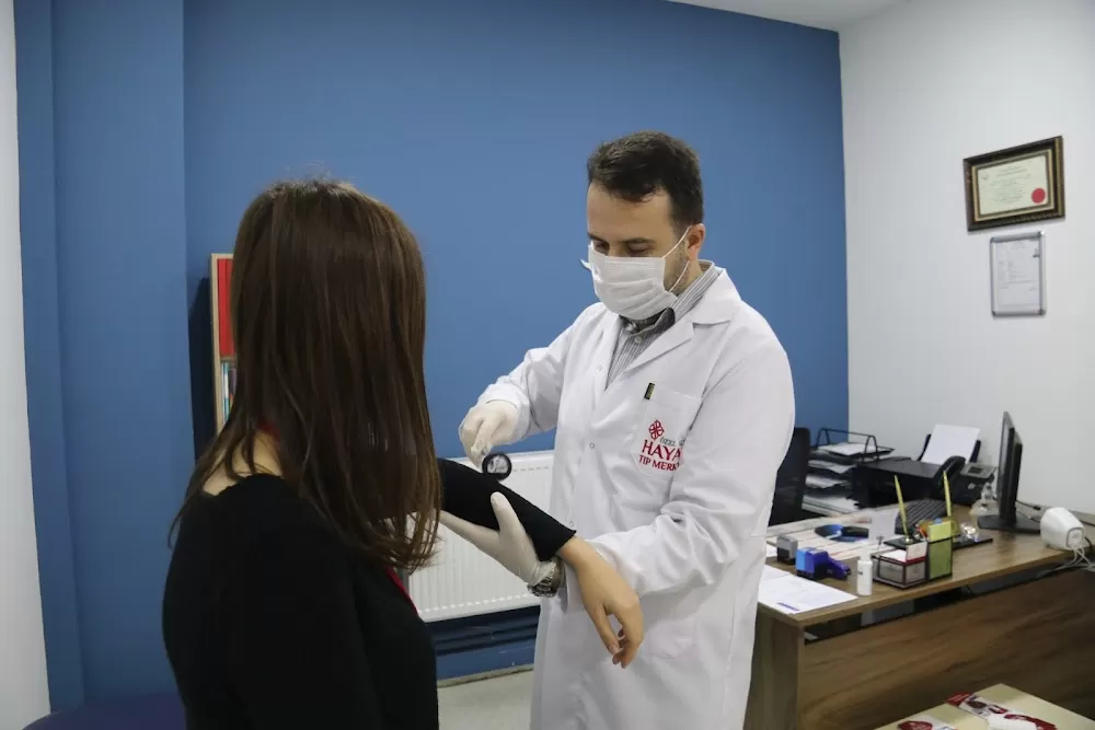 Hayat Fizik Tedavi ve Rehabilitasyon Tıp Merkezi - Photo 8