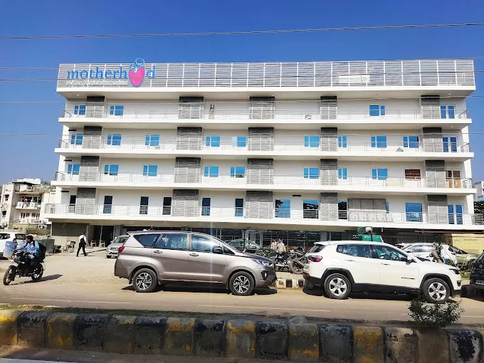 Dr. Sanjay Wazir - Best Pediatrician, Child Specialist Doctor and Neonatologist in Gurgaon | Motherhood Hospital - Photo 1
