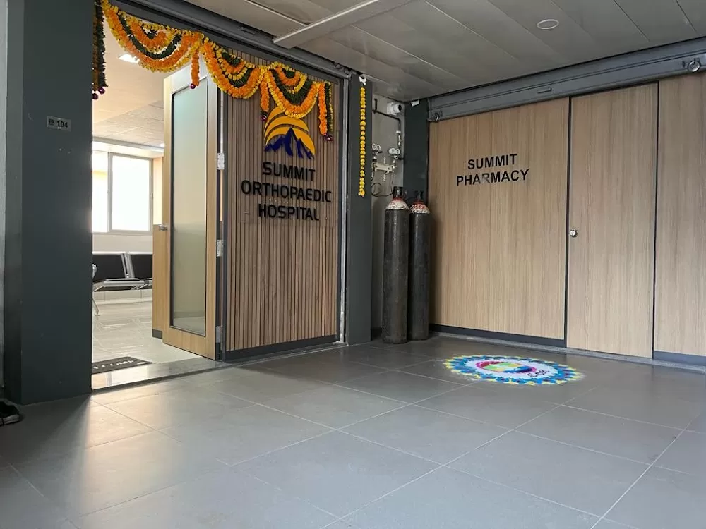 Summit Orthopaedic Hospital Atladara Vadodara - Dr Ankur Rana - Photo 2