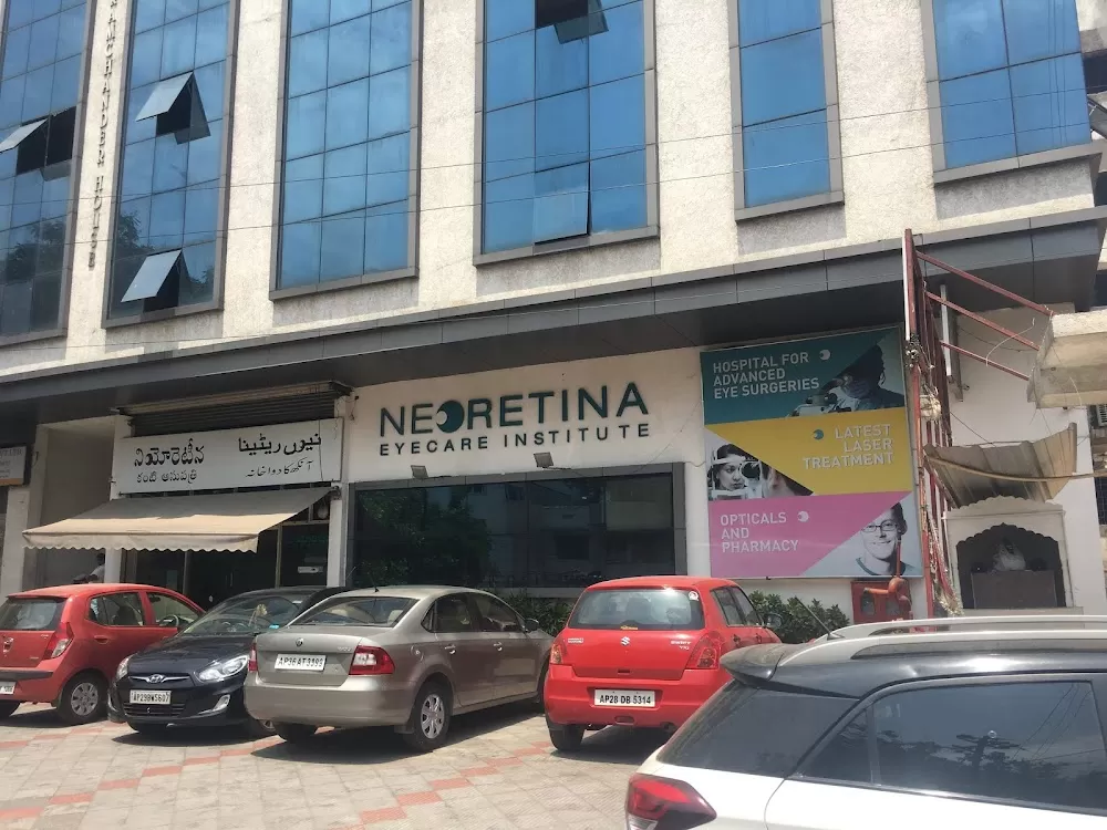 Neoretina Eyecare Institute - Photo 2