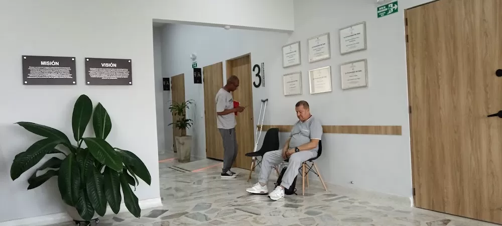 CER IPS Centro de electrodiagnostico y rehabilitacion - Photo 1