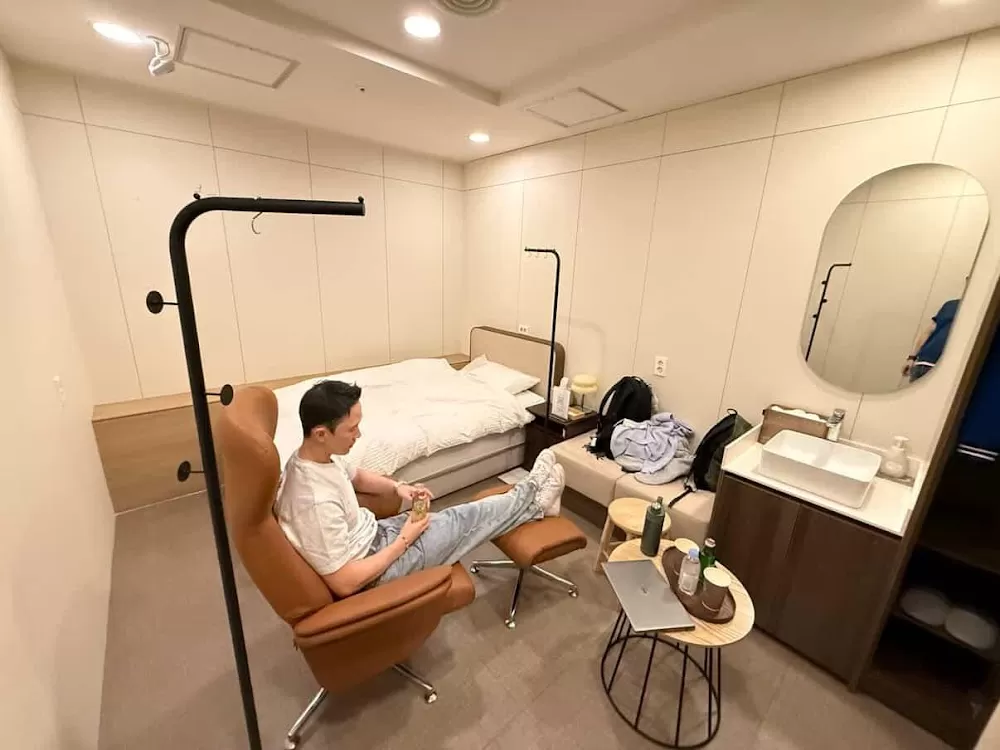 Gangnam Smart Clinic - Photo 1