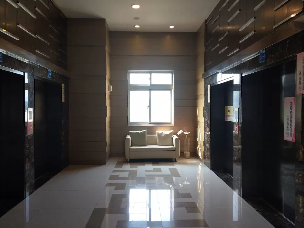 Taipei Medical University Hospital Building 1 - Photo 4