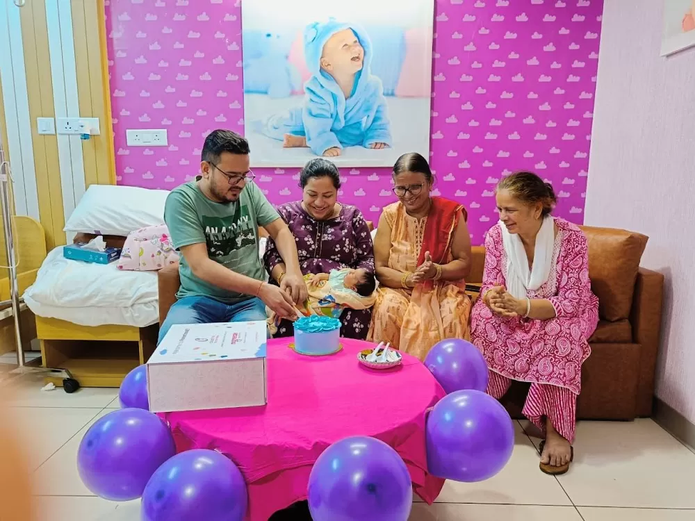 Dr. Ginni Sharma - Best Gynecologist at Cloudnine Hospital, New Delhi - Photo 7