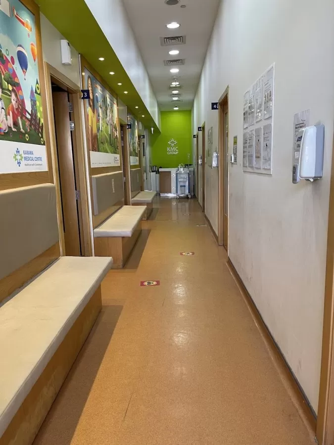 Right Health Karama Medical Center (Al Khail Gate) Dubai - Photo 1