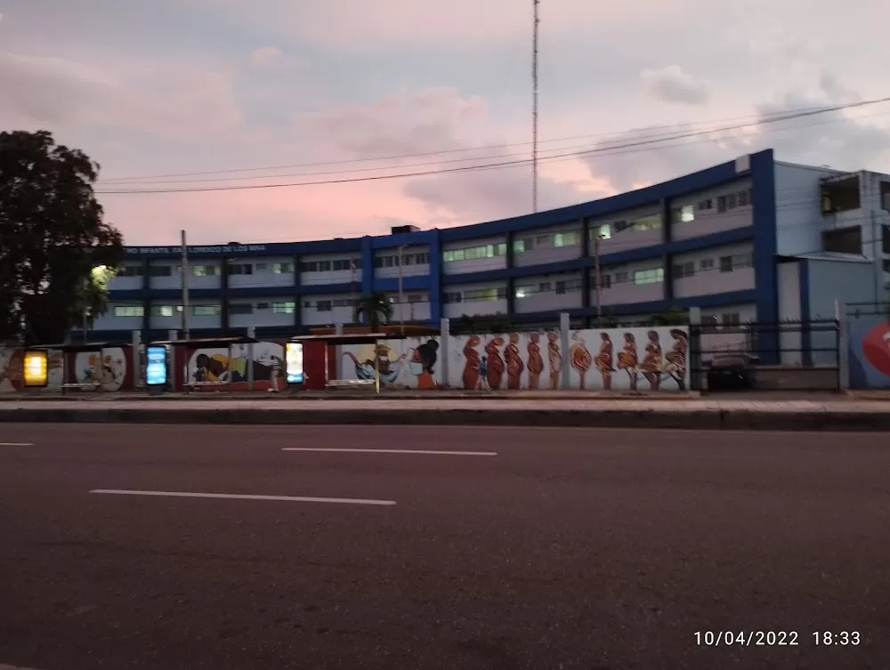 Hospital Materno - Infantil San Lorenzo de Los Mina - Photo 3