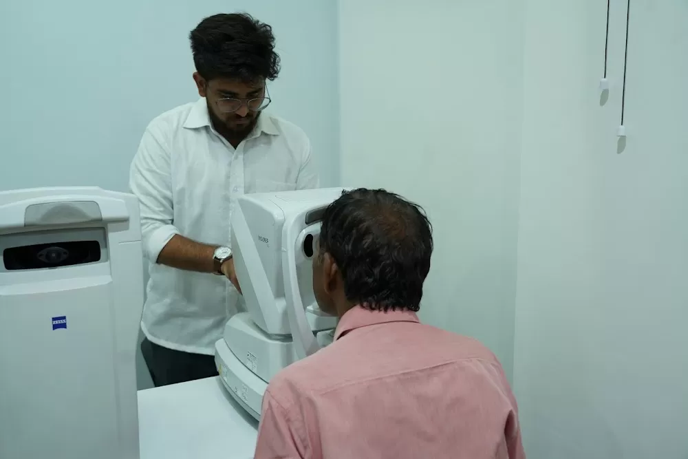 idrishti eye hospital - Photo 5