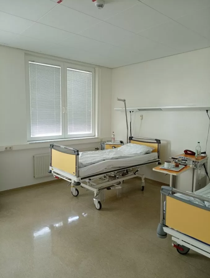 Praxis-Klinik Bergedorf Krankenhaus - Photo 1