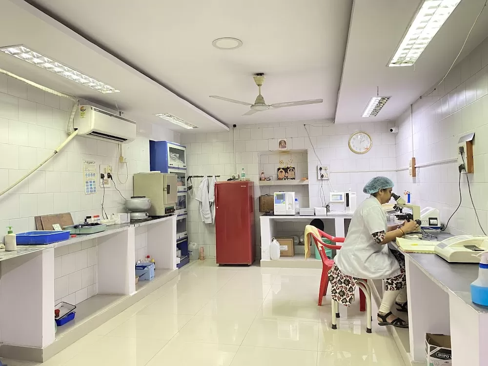 Woodlands Hospital - Photo 8