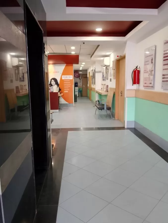 Miracles Mediclinic Sec 14, Gurugram - Photo 3