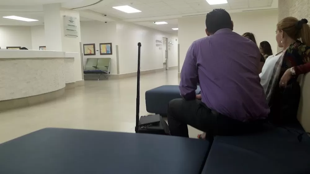 Centro Médico Integral de Alta Especialidad - Photo 8