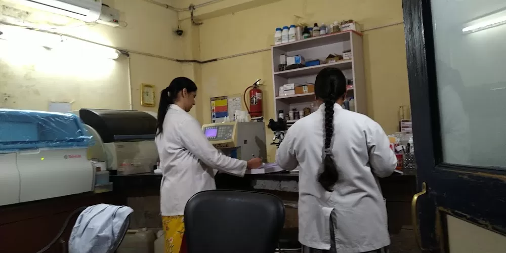 Guru Ka Langar Eye Hospital - Photo 6