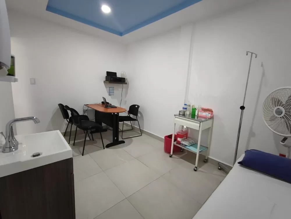 Clínica Médica El Rosario - Photo 8