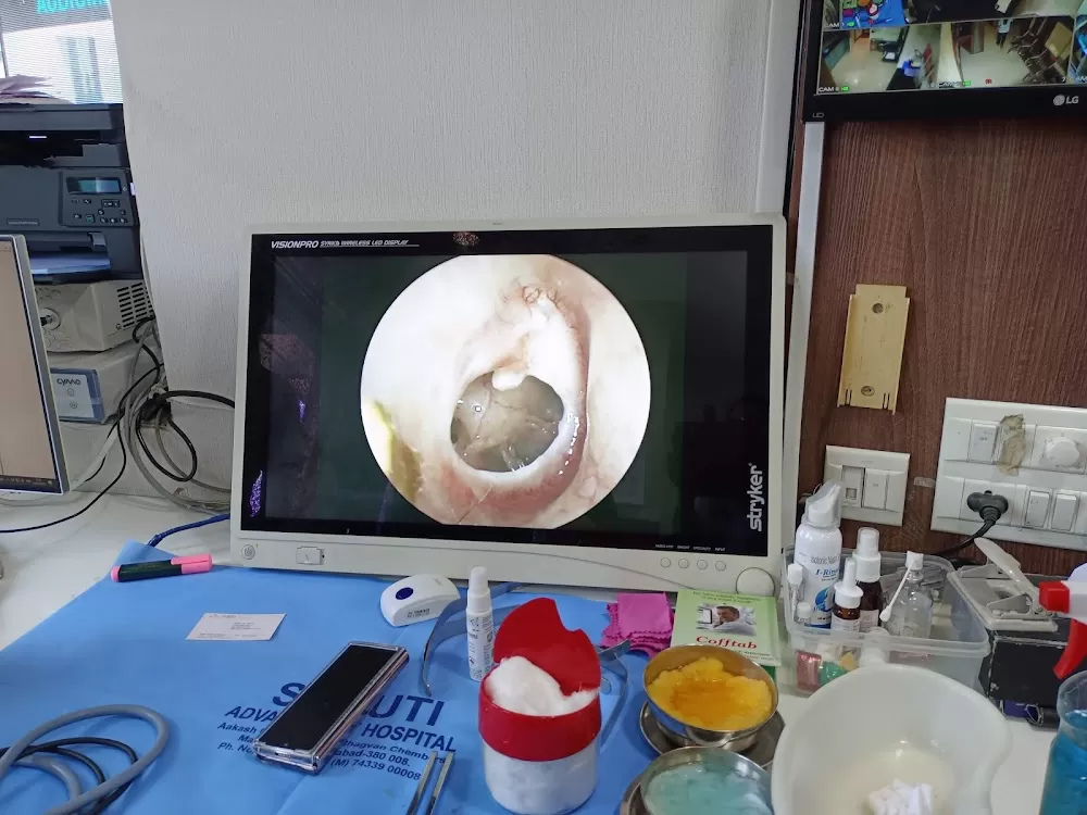 Shruti ENT Hospital Maninagar - Dr. Shailen Modi - Photo 3