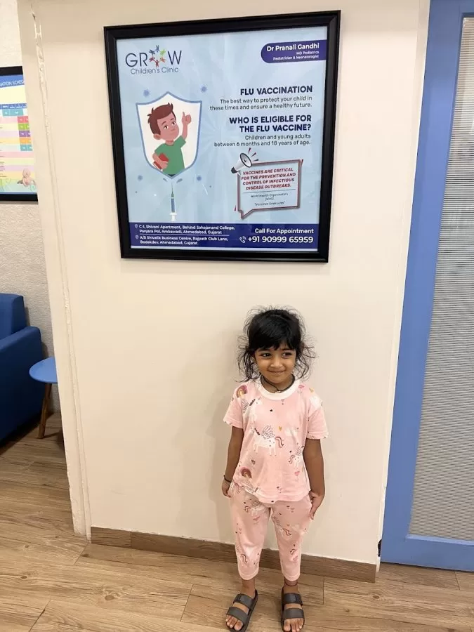Grow Children Hospital - Dr. Pranali Gandhi - Dr. Nidhi Chauhan -Best Children Hospital - Child Specialist -Bodakdev - Photo 3