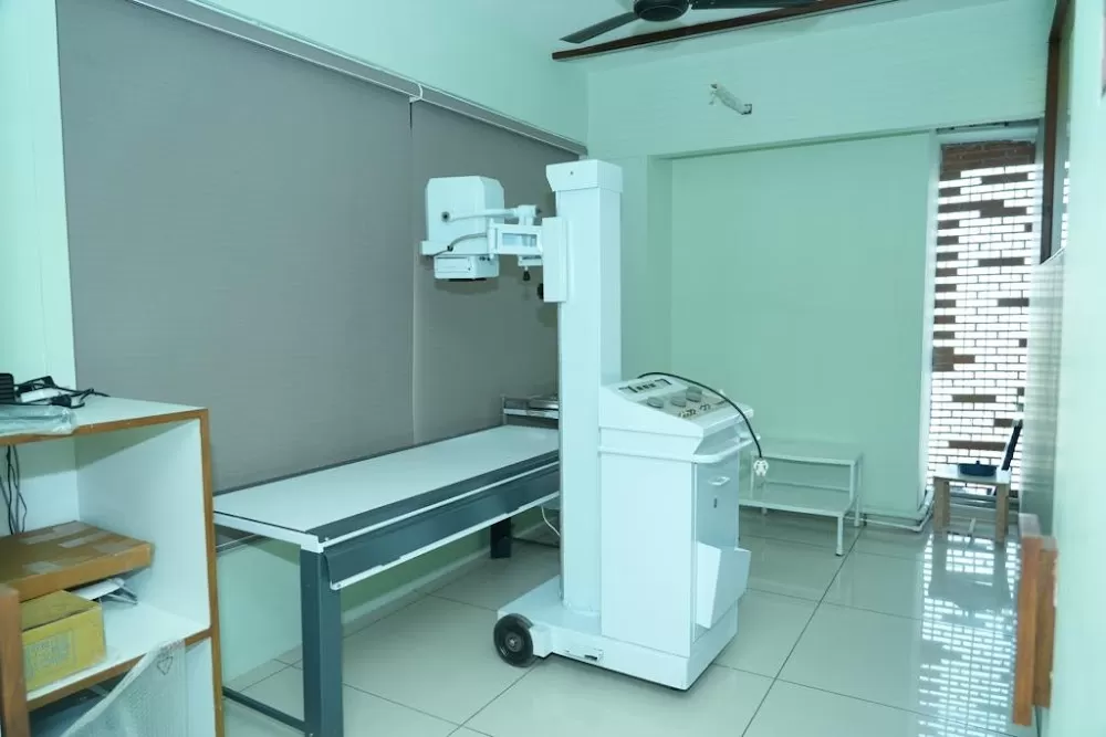 AHMEDABAD ORTHOPAEDIC CENTRE - Photo 1