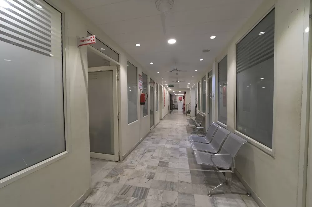 Ginni Devi Orthopaedic Hospital - Photo 8