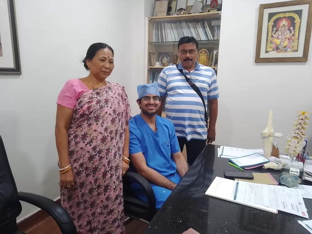 Dr. Madan Mohan Reddy-Best Orthopedic Surgeon in Chennai - Robotic Knee & Hip Replacement,Arthroscopy&Spine Surgeon - Photo 2