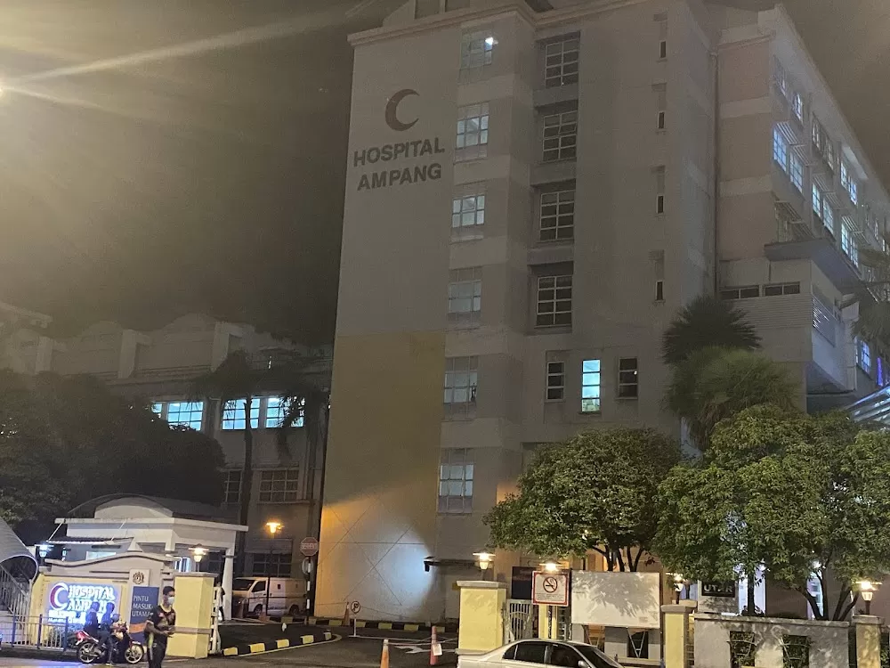 Ampang Hospital - Photo 6