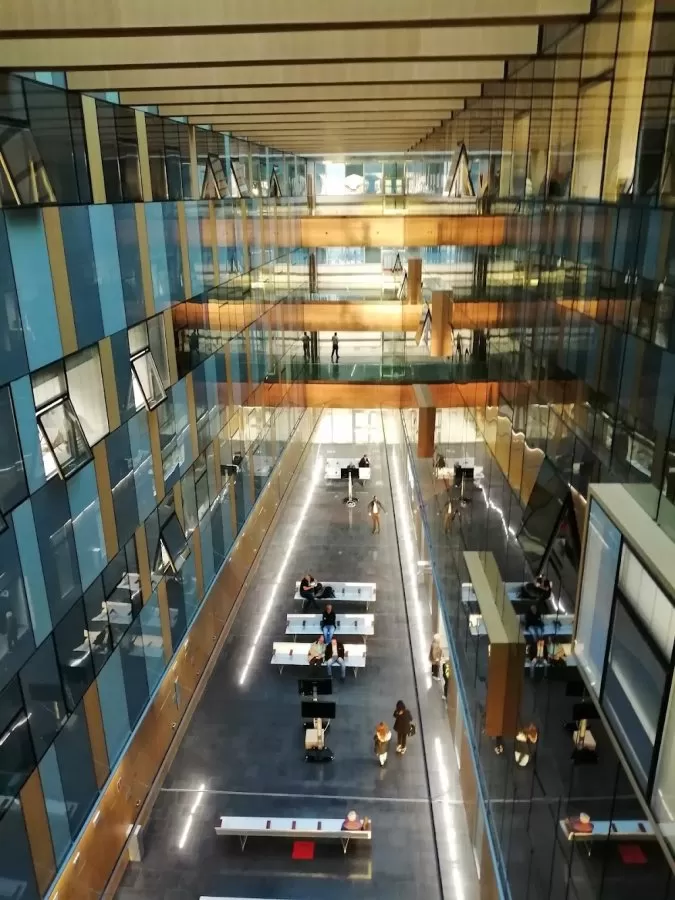 Central University Hospital of Asturias - Photo 4
