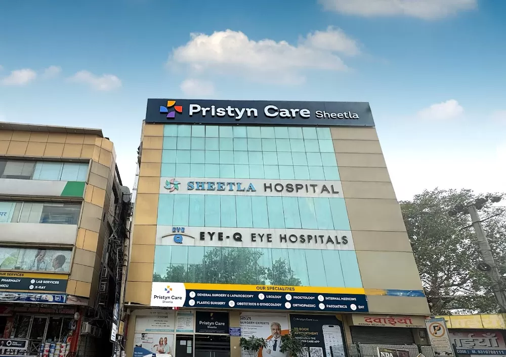 Dr. Sarvejeet Singh - ENT Doctor | Sinusitis | Tonsillitis | Nasal Polyps | Adenoids | DNS | Mastoiditis | FESS - Photo 3