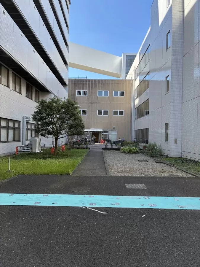 Japanese Red Cross Musashino Hospital - Photo 4