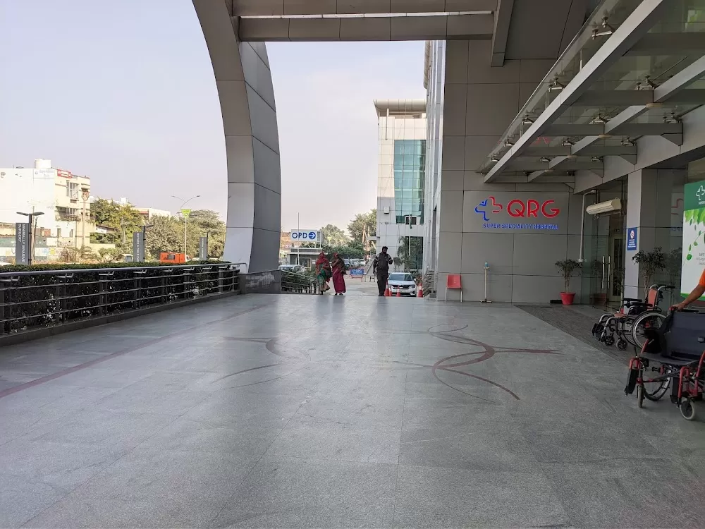 Marengo Asia Hospitals, Faridabad - Photo 8