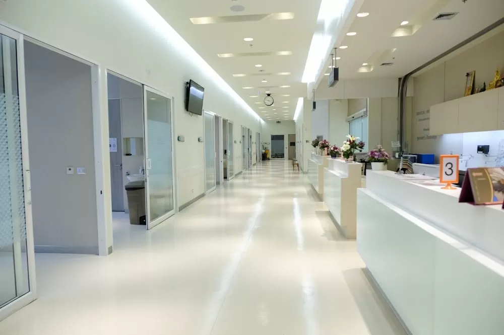ห้องส่องกล้อง Surgical Endoscopy โรงพยาบาลจุฬาลงกรณ์ Chulalongkorn Hospital - Photo 5