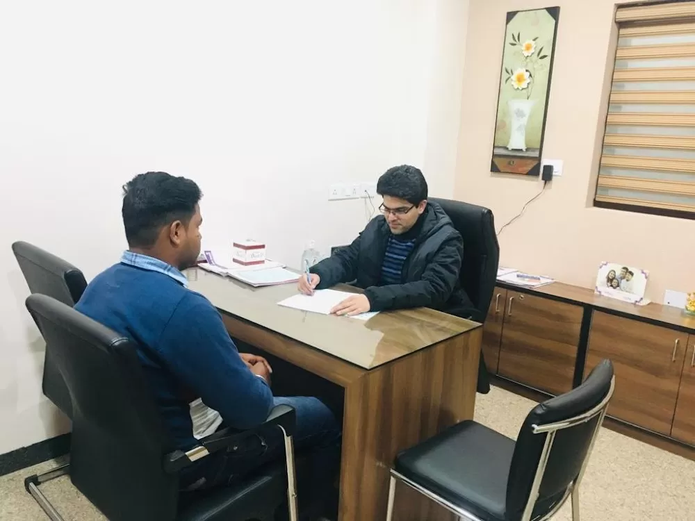 Manas Clinic - Photo 2