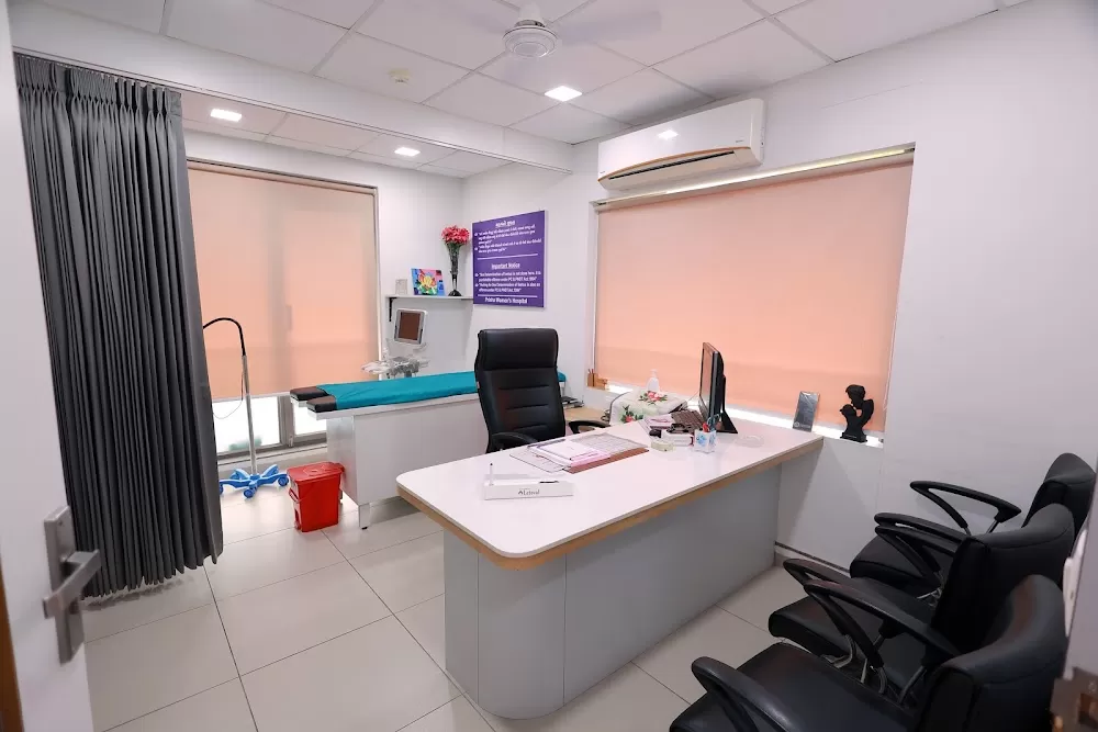 Prisha Women's Hospital | Gynecologist in Ahmedabad | Women's Hospital in Bodakdev | Satellite - Photo 2
