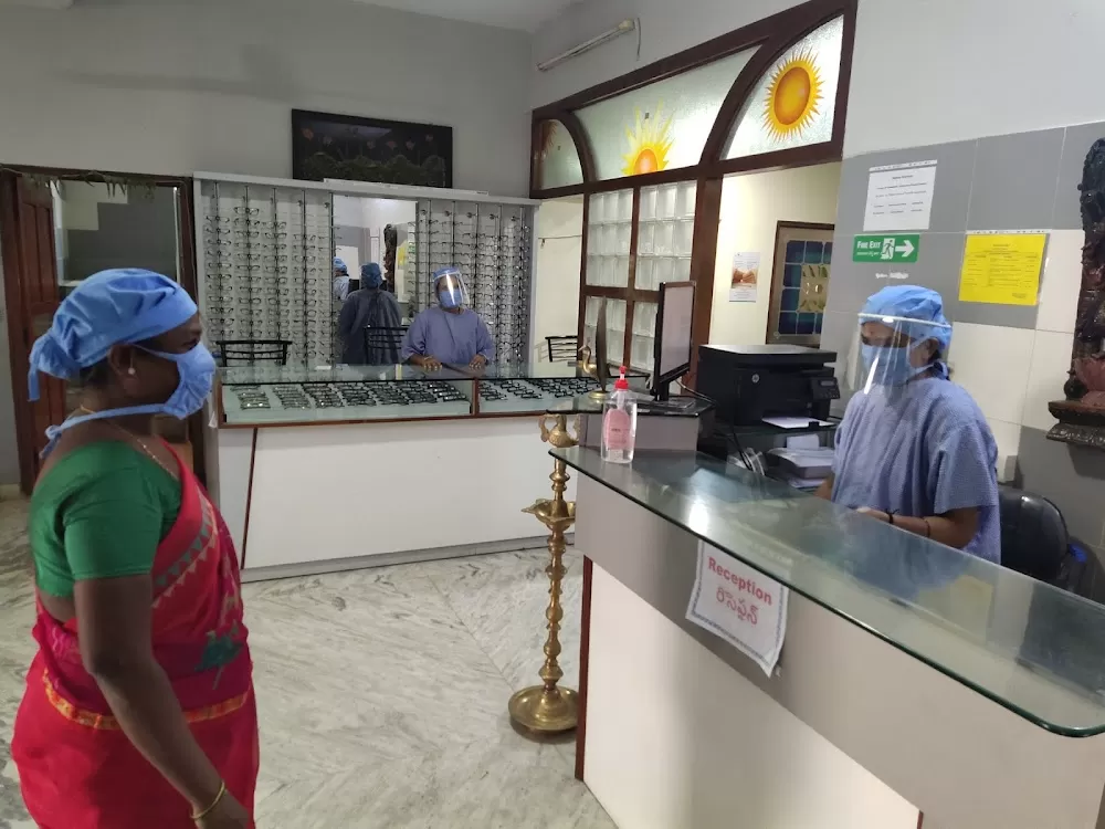 Keshav Netralay Super Speciality Eye Hospital - Photo 2