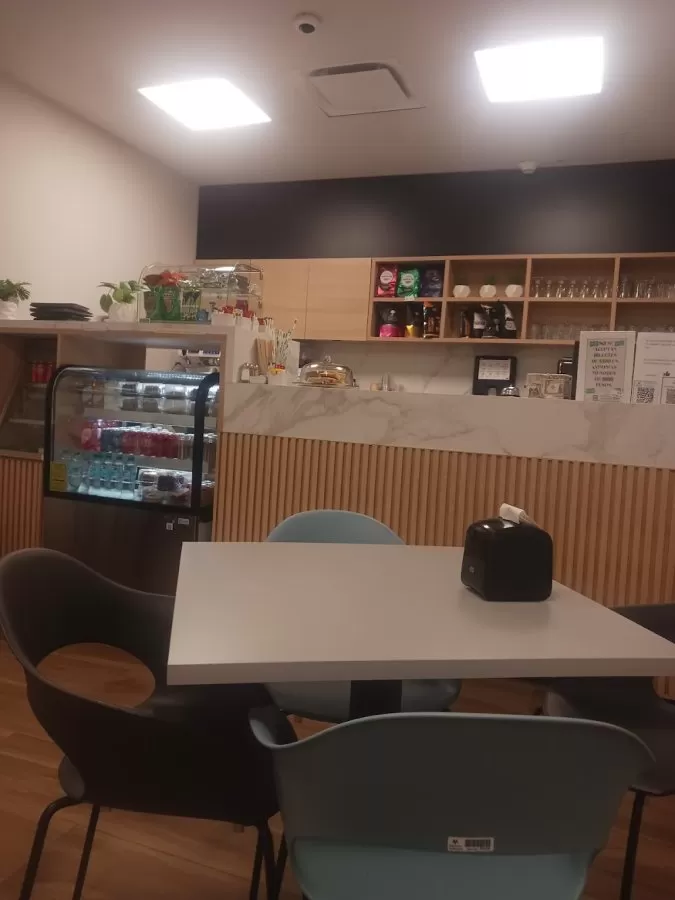 MEDYARTHROS Surgery Center - Photo 7