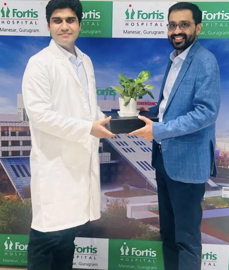 Dr Karn Mehra - Pulmonologist | Fortis Hospital - Gurugram - Photo 2