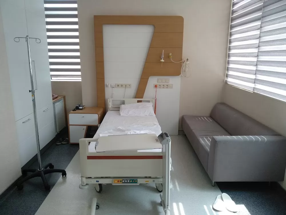 Özel Koru Hastanesi - Photo 1